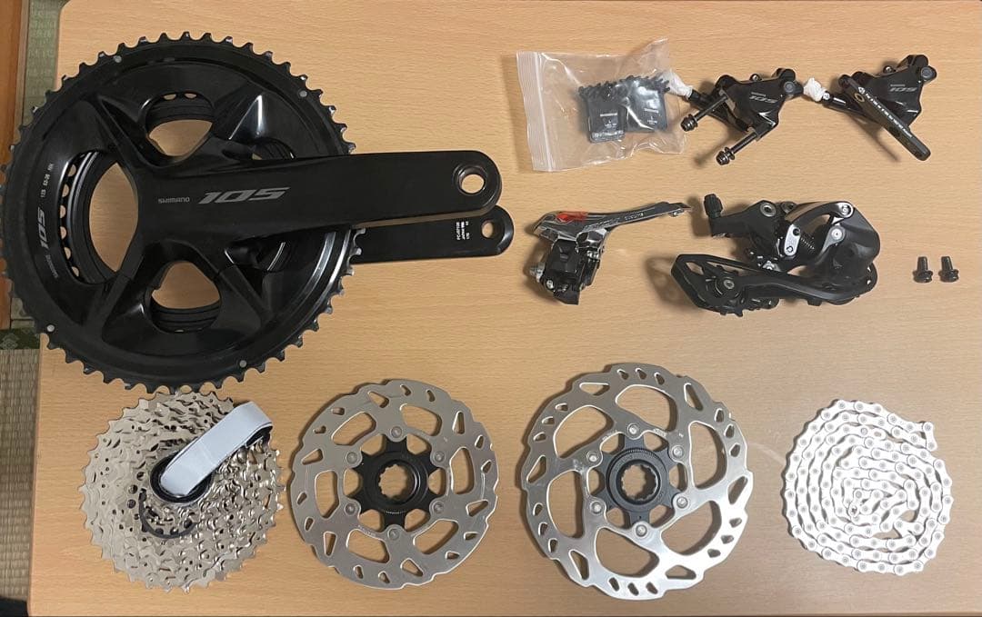 Shimano 105 12速 R7120 コンポ　ニャーロン