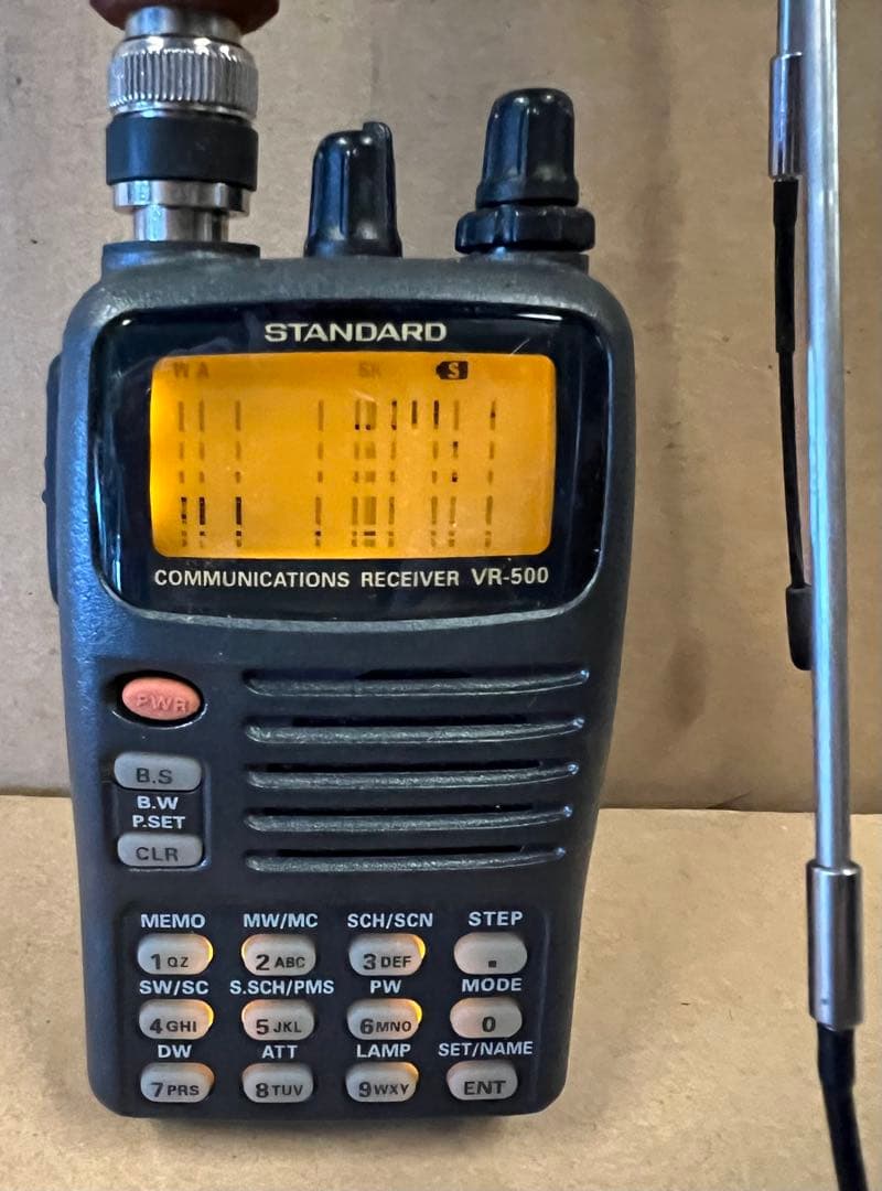 STANDARD VR-500 通信受信機