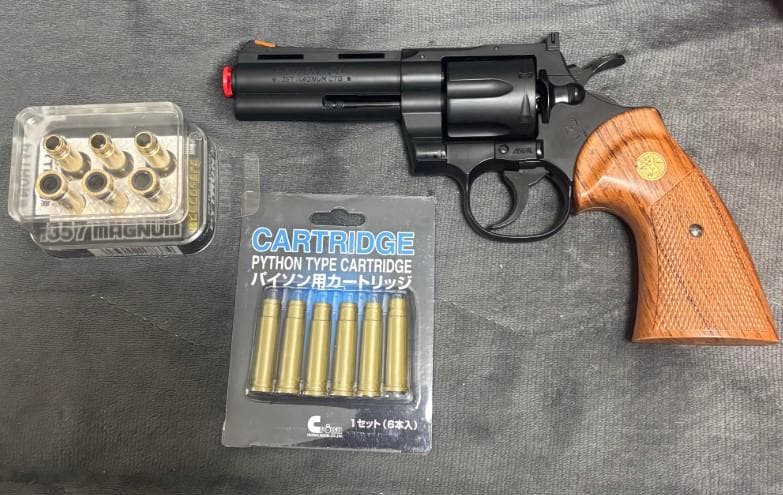 クラウンモデル コルトパイソン 4インチ ガスリボルバー