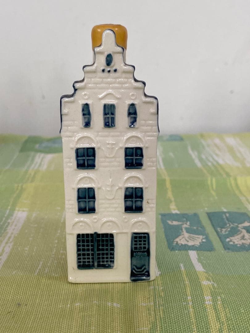 KLMオランダ航空　デルフト焼　ミニチュアハウス