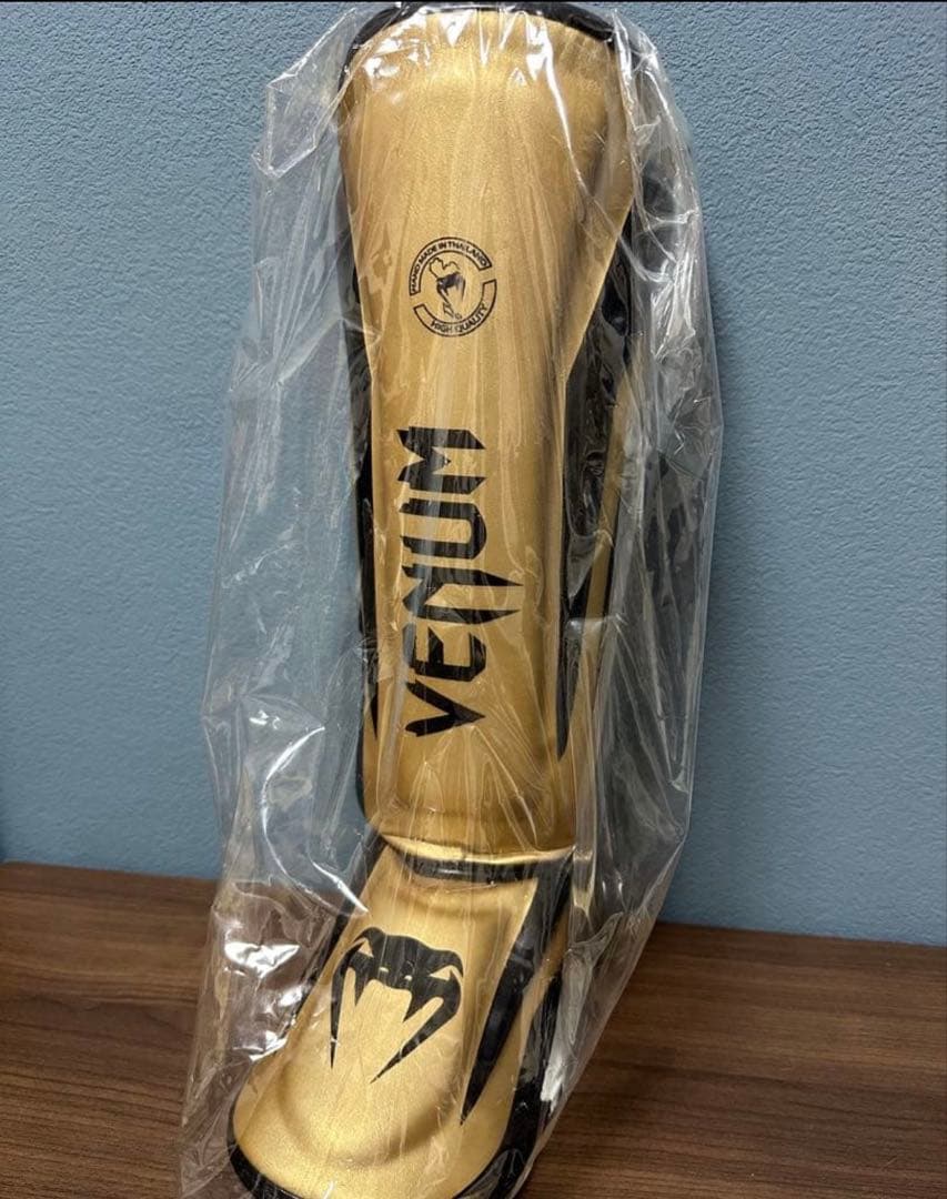 シンガード　ゴールドブラック