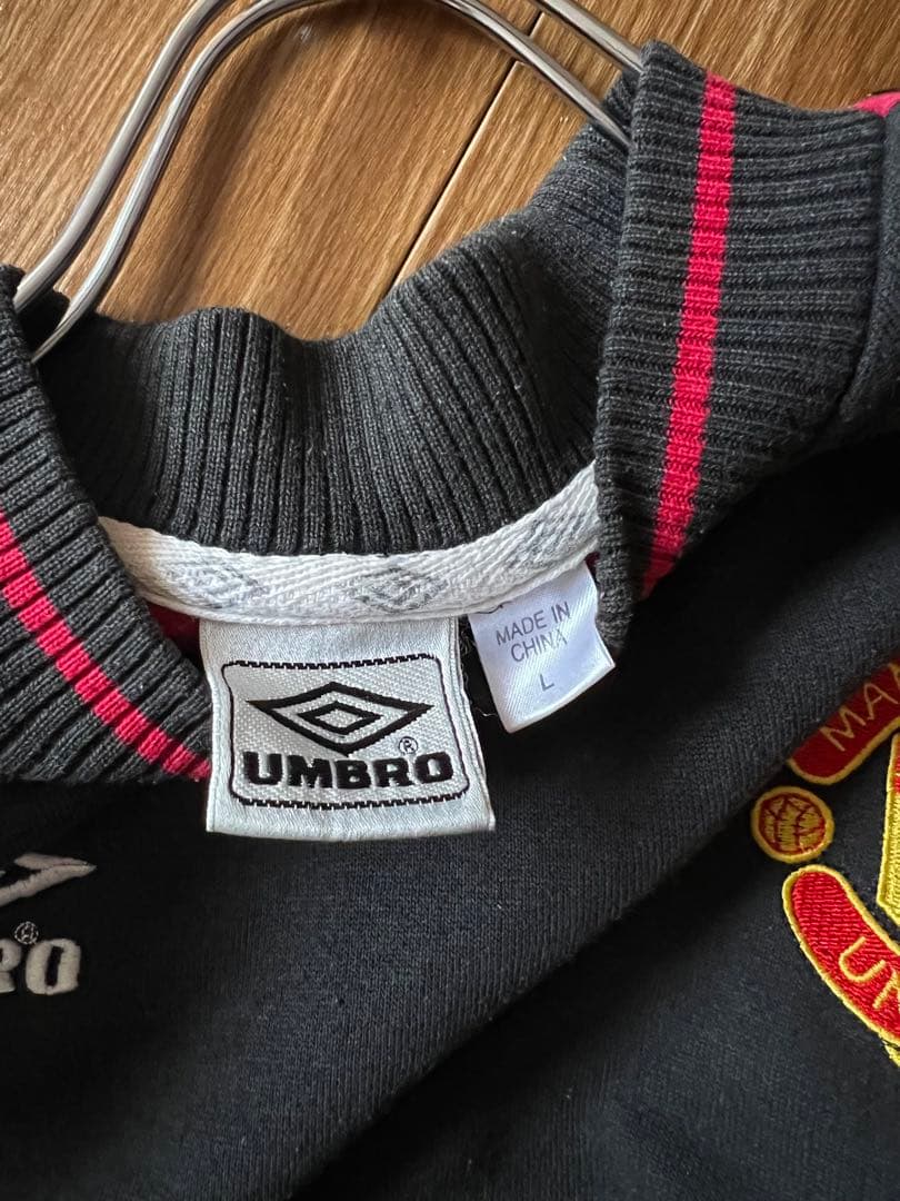 Umbro マンチェスター・ユナイテッド スウェットシャツ