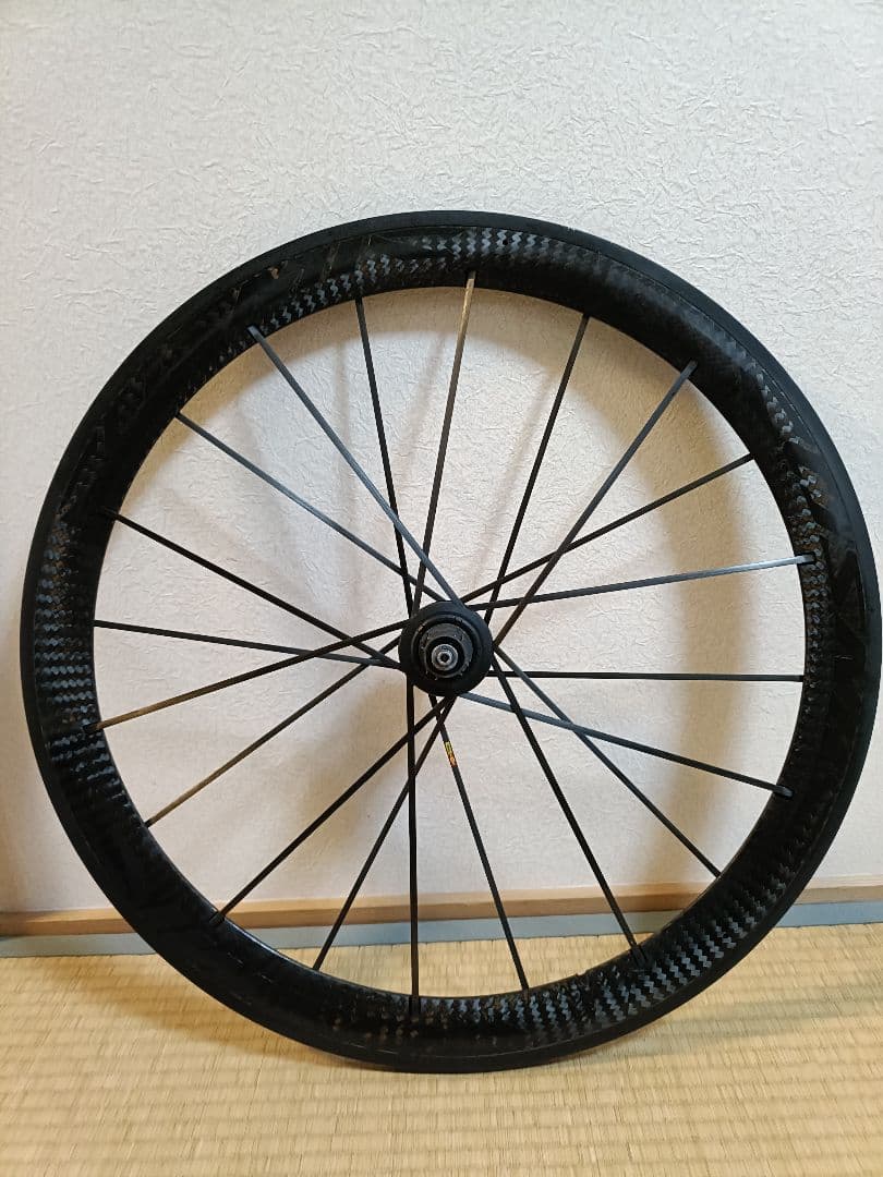 MAVIC COSMIC カーボンリア