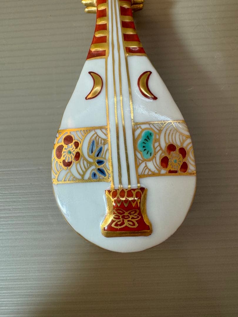 2715 茶道具 香合 色絵 琵琶　高野昭阿弥作　共箱