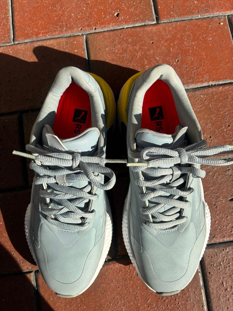 Puma スニーカー グレー イエローゴルフシューズ