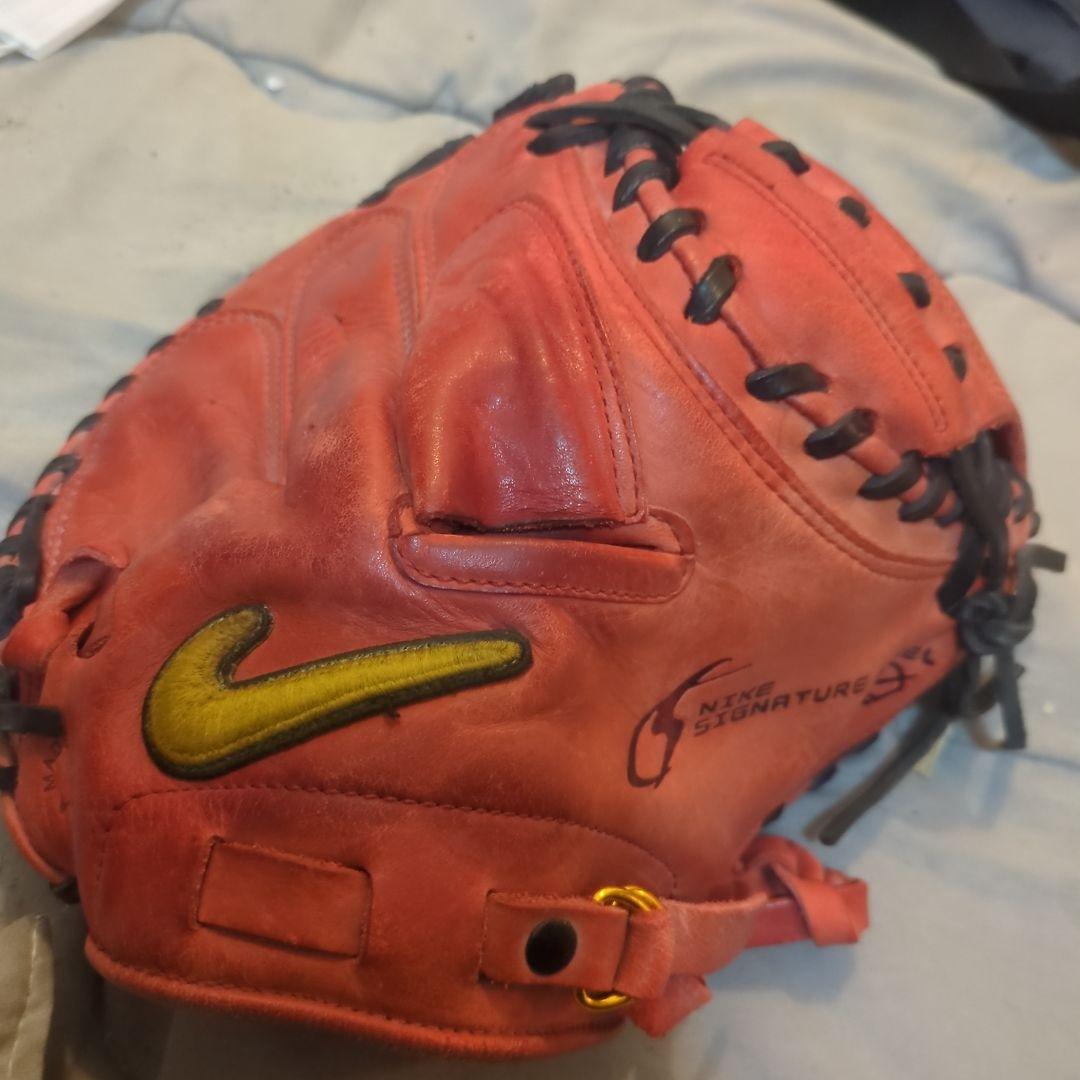 ナイキ　一般用軟式野球　グローブ　キャッチャーミット　城島健司選手モデル