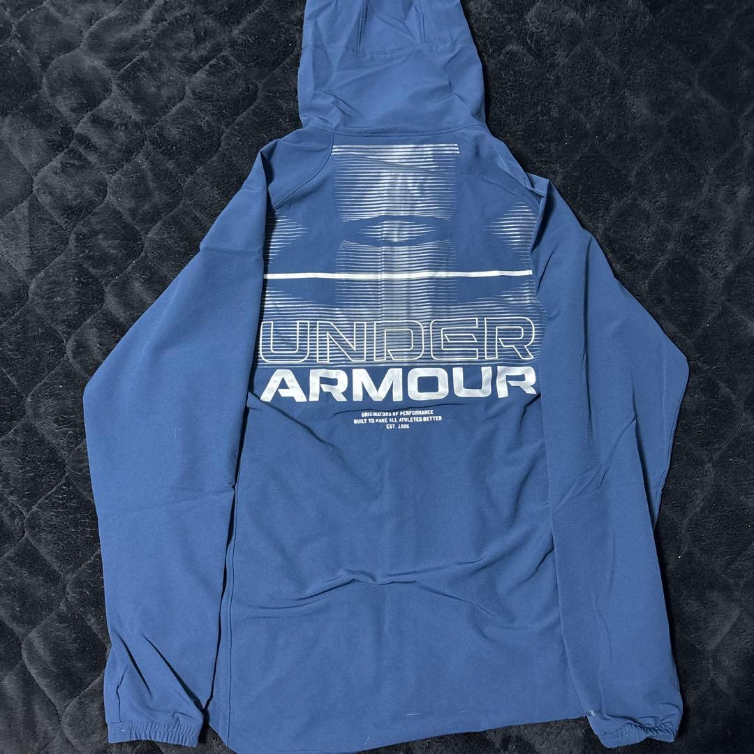 アンダーアーマー　ジャケット