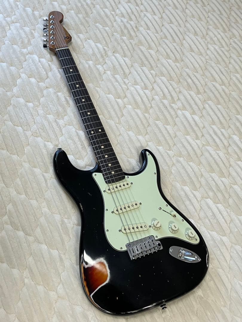 RYギター　ストラト　マルチレイヤー 　美品