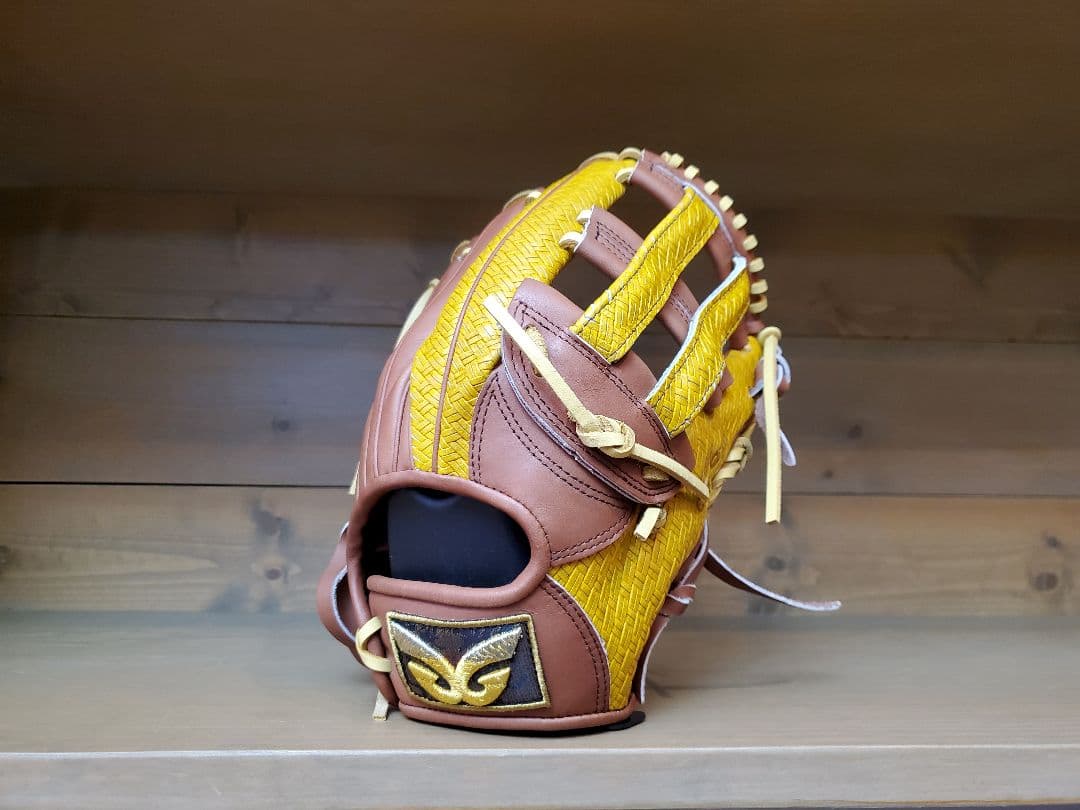 Glomグロム　軟式オーダーグラブ