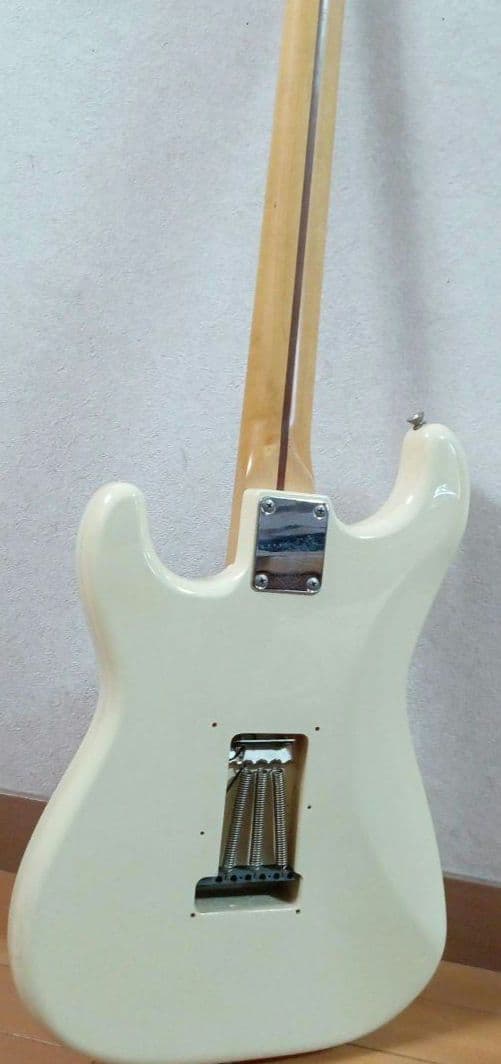 フェンダージャパン [E品番]　FENDER ストラトキャスター