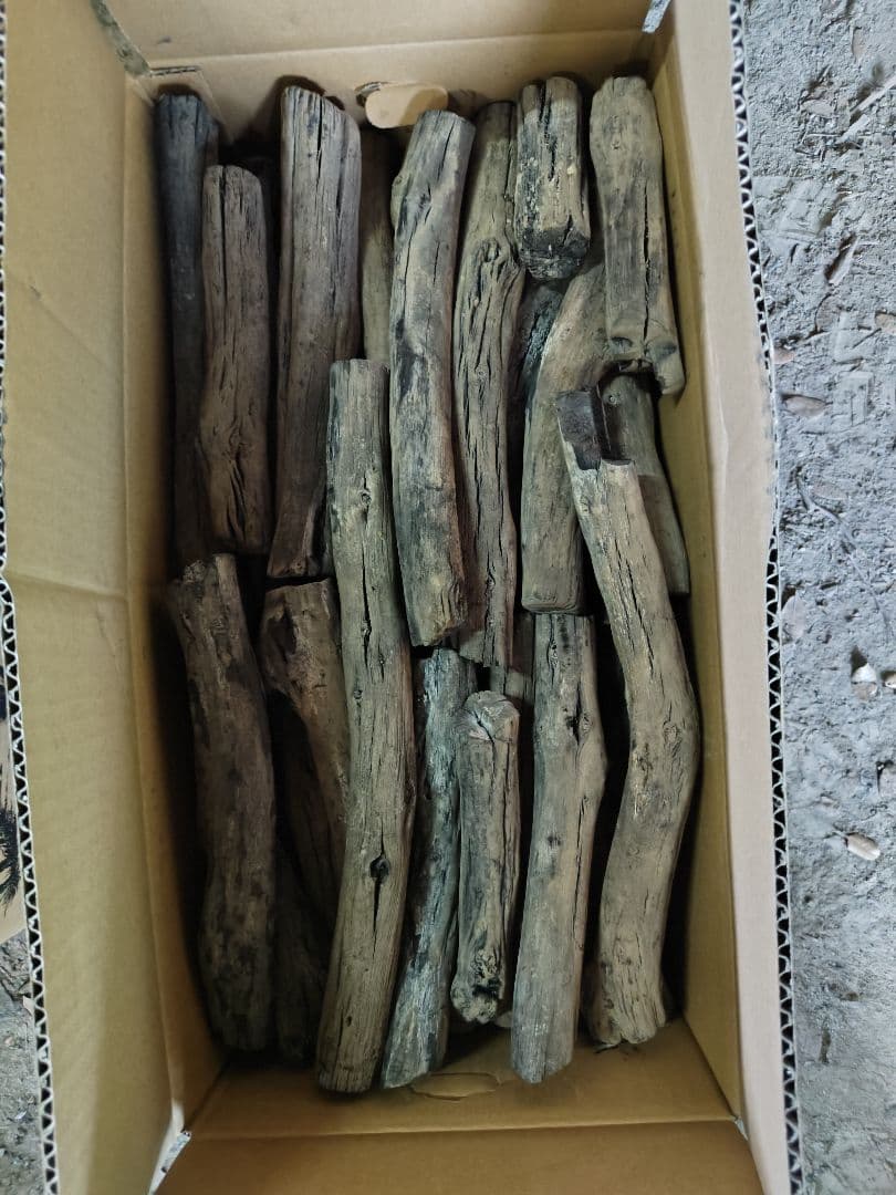 紀州備長炭　白炭 馬目　上小丸　箱入15kg