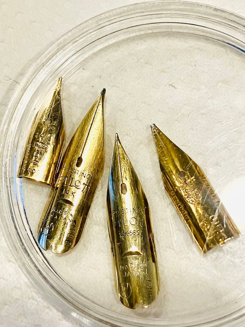 万年筆　14K 3個 18K 1個　金のペン先4個セット　約1.5グラム