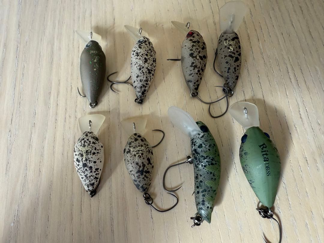 エリアトラウト用クランクベイト人気カラーセット売り