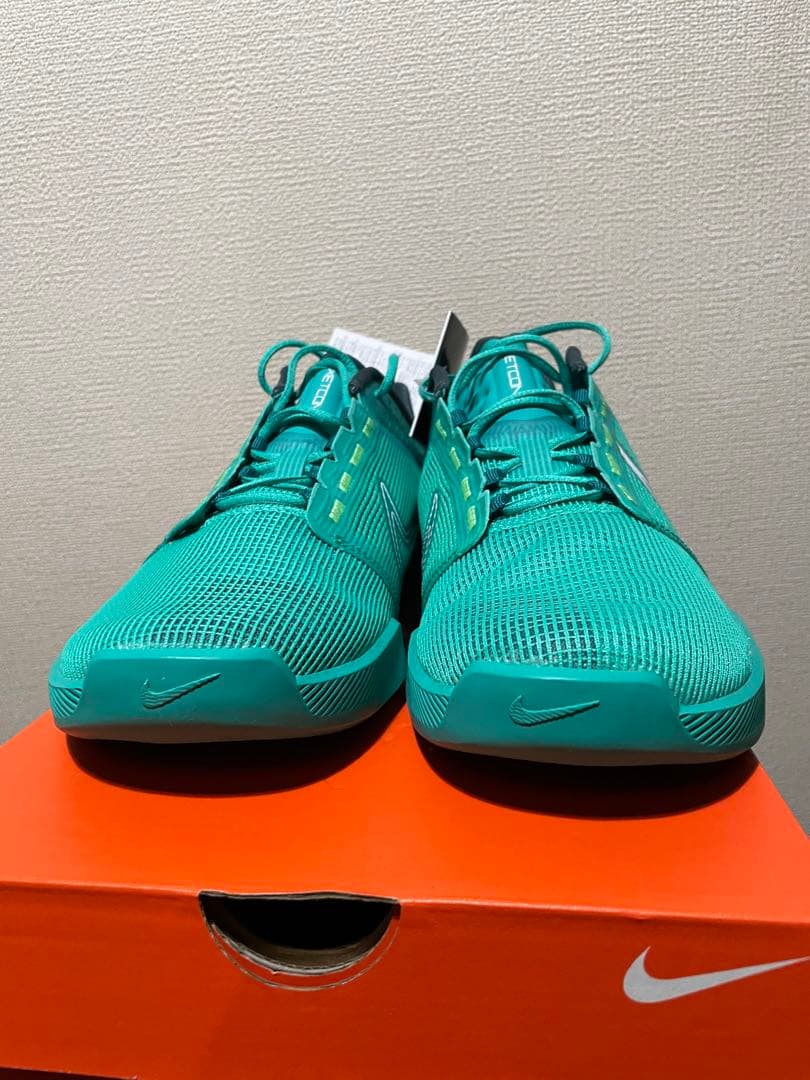 【新品未使用】NIKE ズームメトコンターボ 2