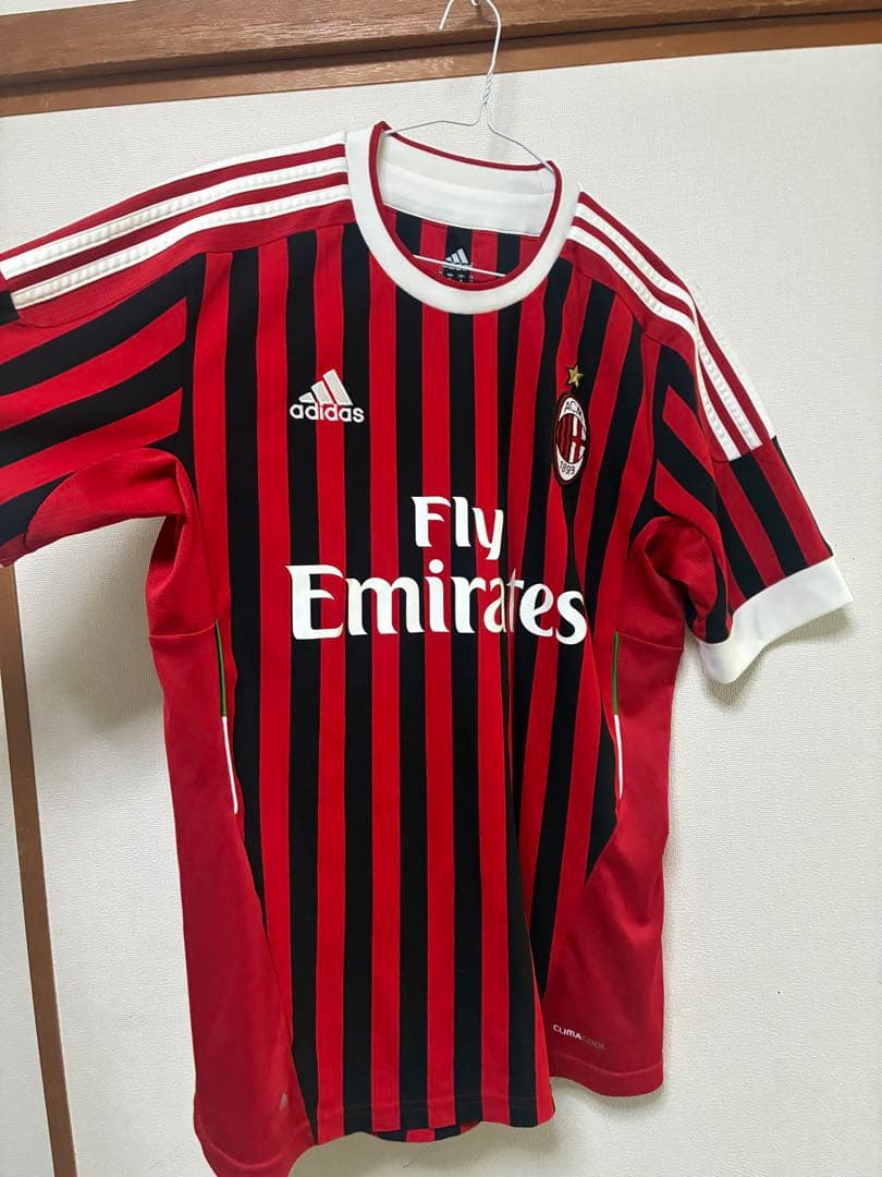 ACミラン adidas シャツ 赤・黒