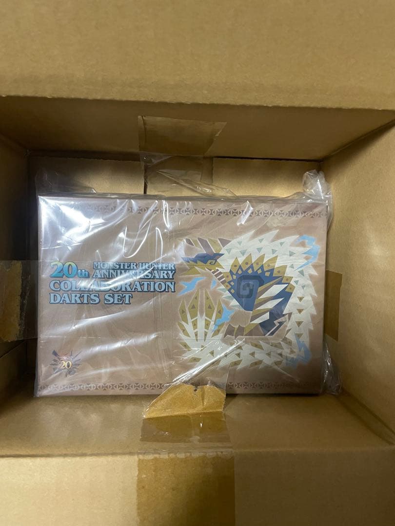 【新品未使用】モンスターハンター20周年記念ダーツセット