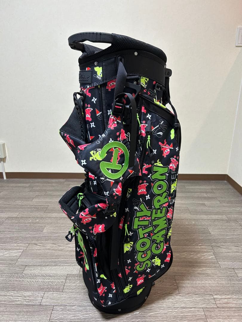 スタンド式キャディバック　『ワサビ戦士』カラーデザイン　パターカバープレゼント付