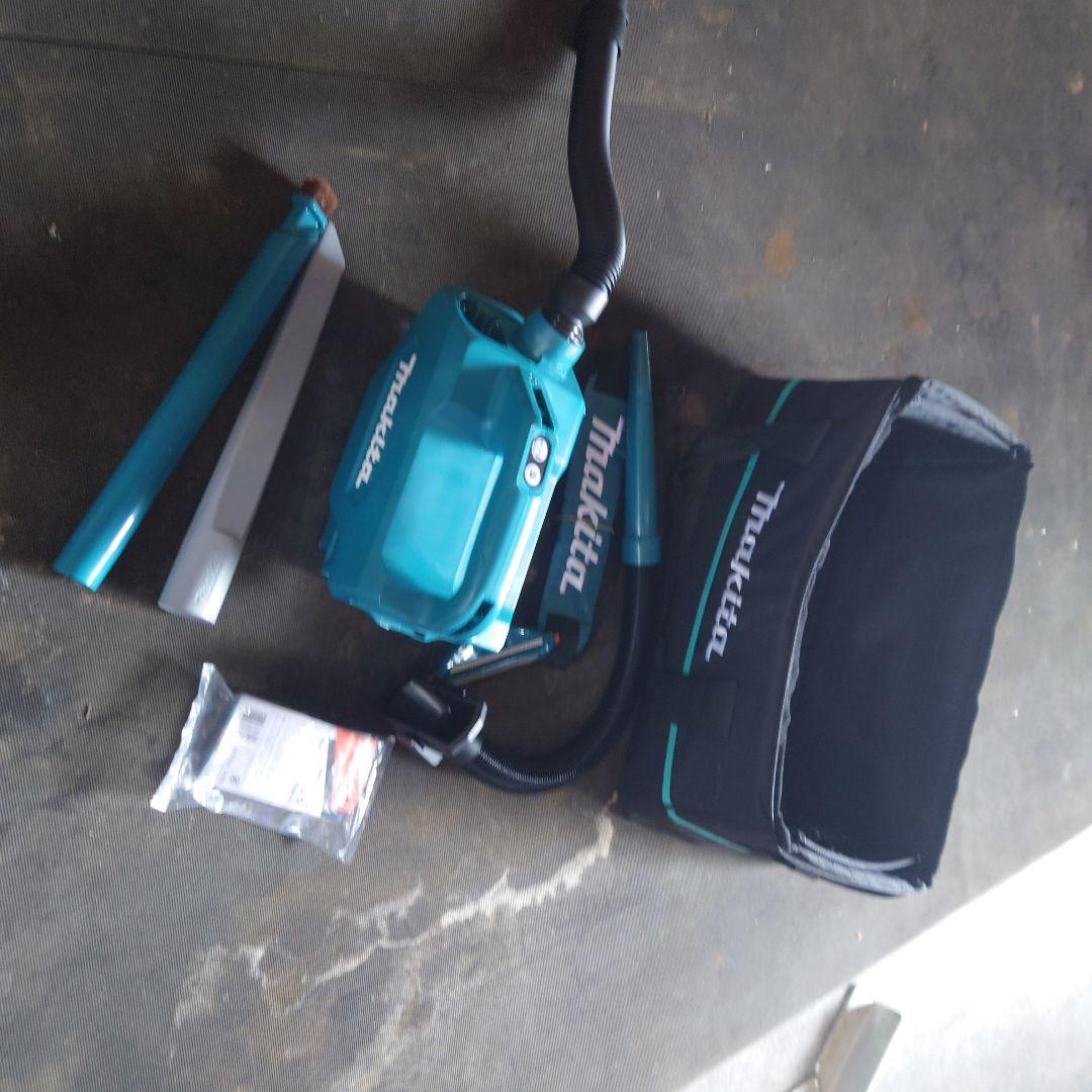 マキタ掃除機18V