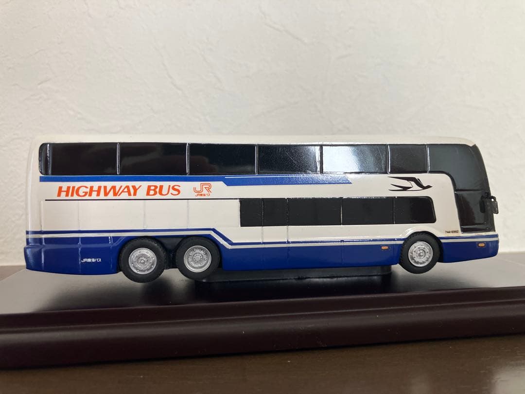 JRハイウェイバス三菱エアロキング(セレナーデ号)