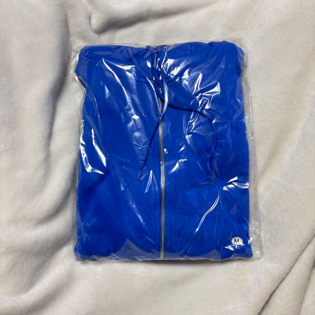 INI 藤牧京介 パーカー 青 Mサイズ