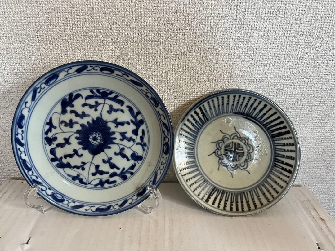 中国美術清時代 　萬寿紋染付 青花 花唐草文皿 2枚