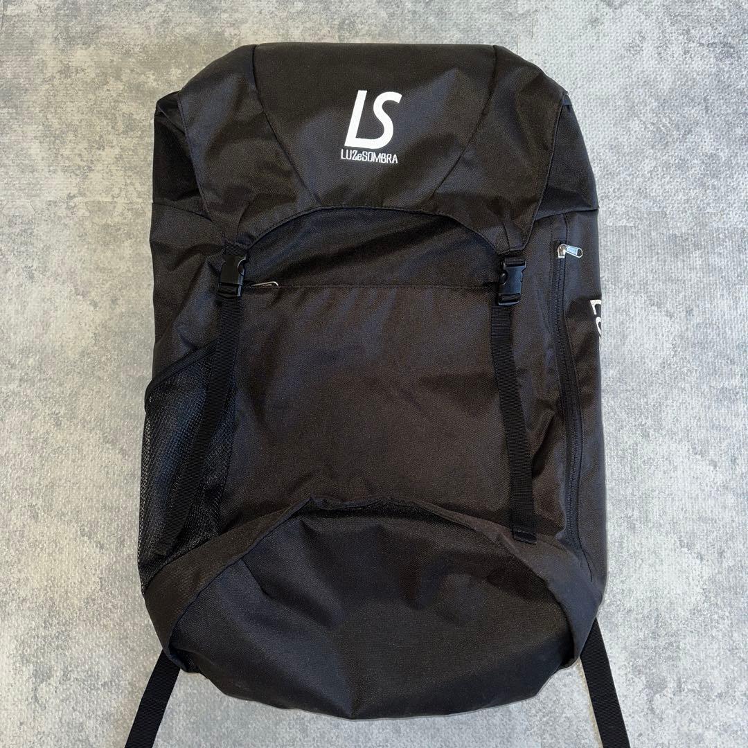 ルースイソンブラ バックパック 黒 リュック 未使用に近い