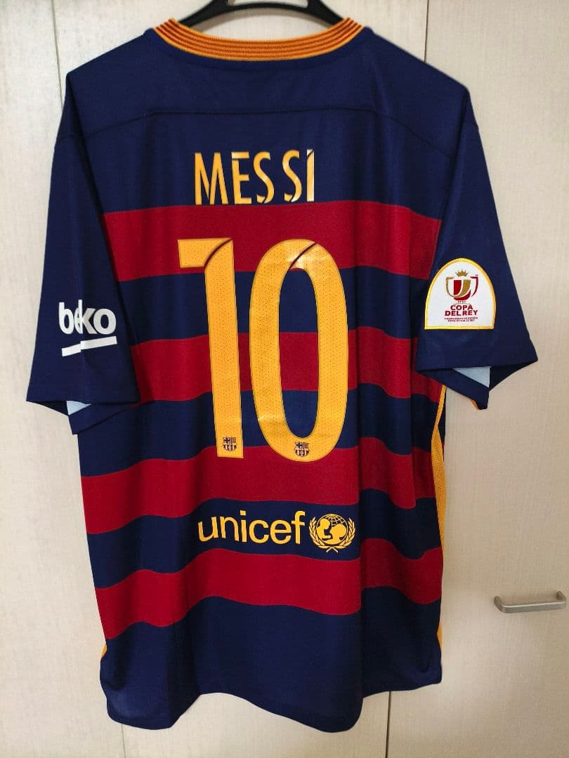 【希少な正規品】バルセロナ　メッシ　ユニフォーム