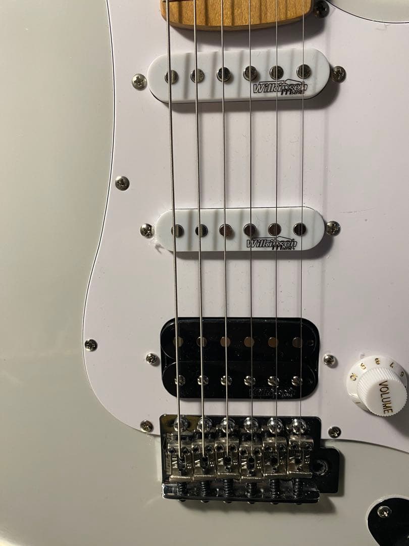 く*く様 【美品】ただの白いエレキギター