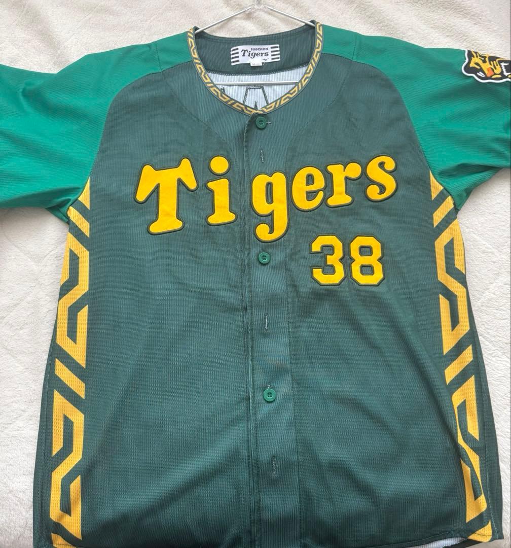 即購入⭕️ 阪神タイガース 小幡竜平 小幡 ユニフォーム ウル虎 ホーム レプリカ
