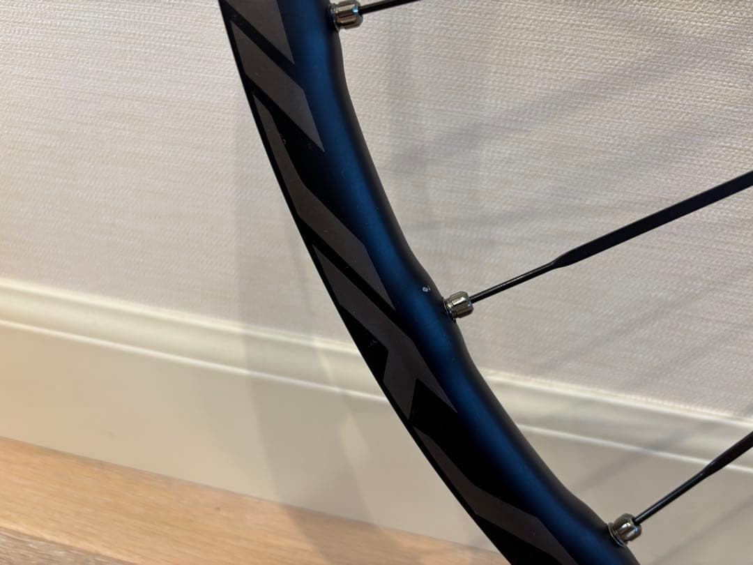 MAVIC KSYRIUM ELITE UST DISC シマノ11速