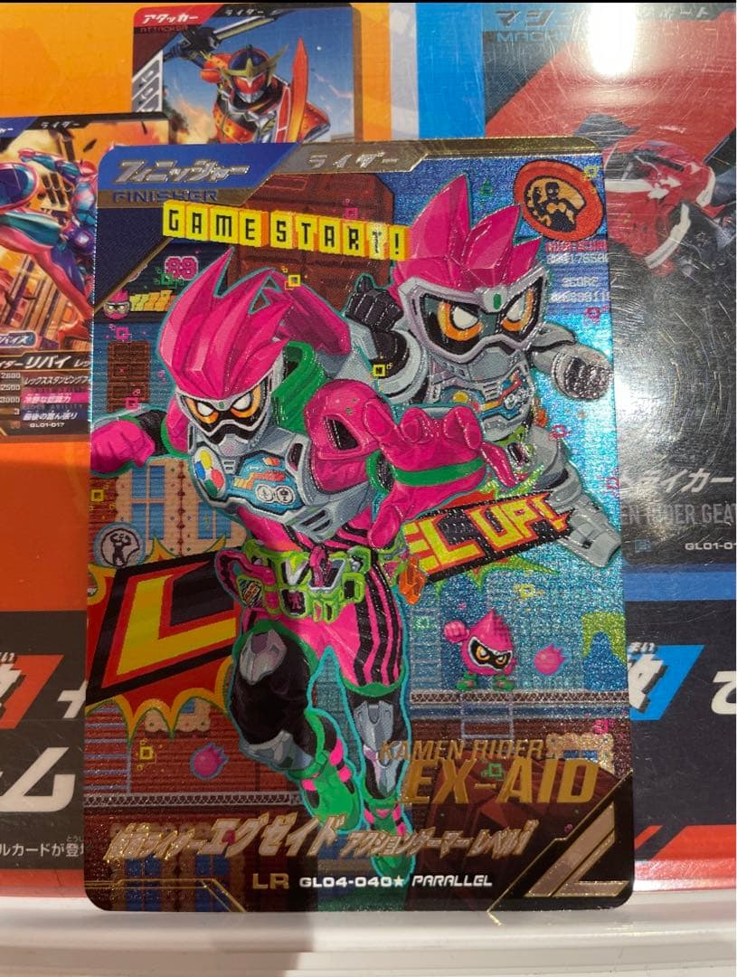 ガンバレジェンズ　仮面ライダーエグゼイド　パラレル