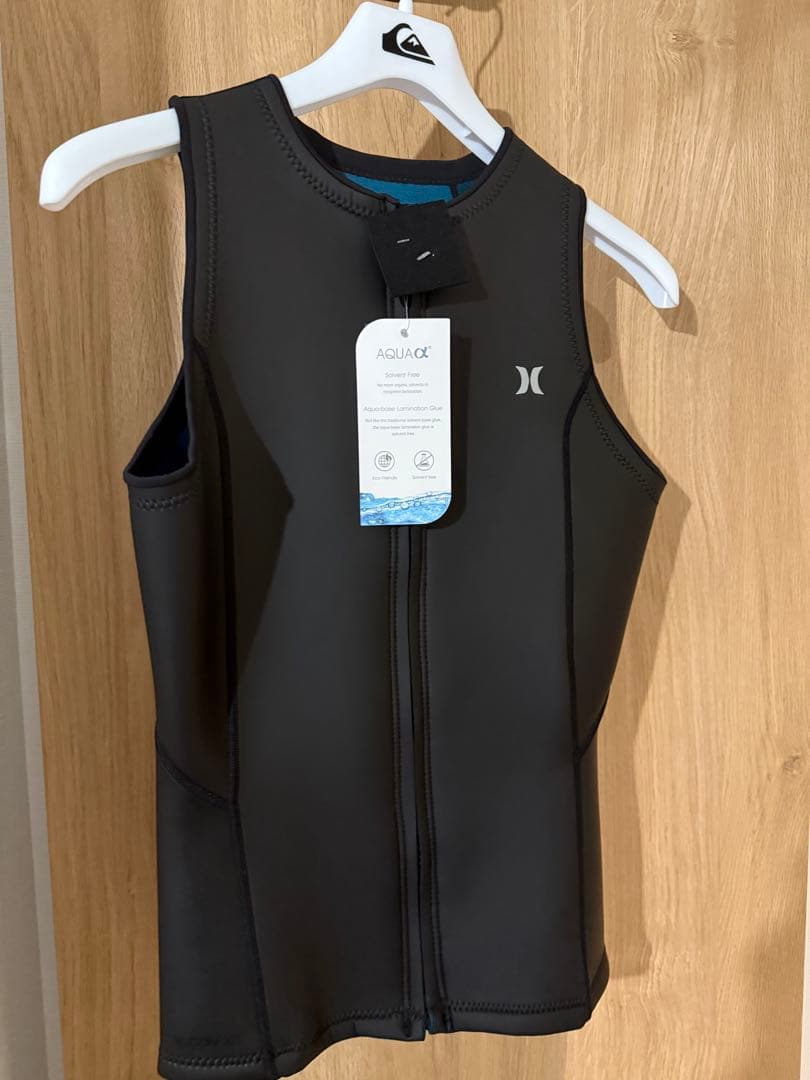 リヨン様　Hurley ウェットスーツベスト ブラック Lサイズ