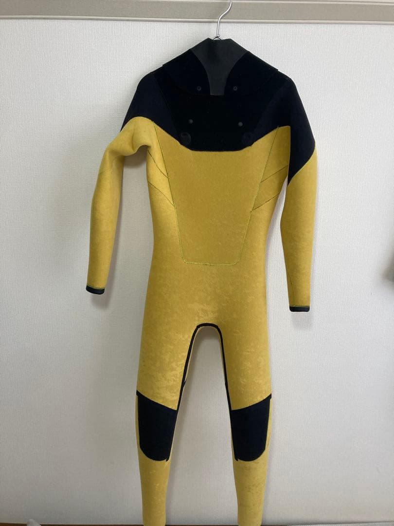 BEWETビーウェット5×3セミドライウエットスーツ