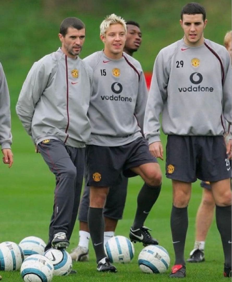 マンチェスターユナイテッドNike トレーニングトップ 00s古着　ピステ