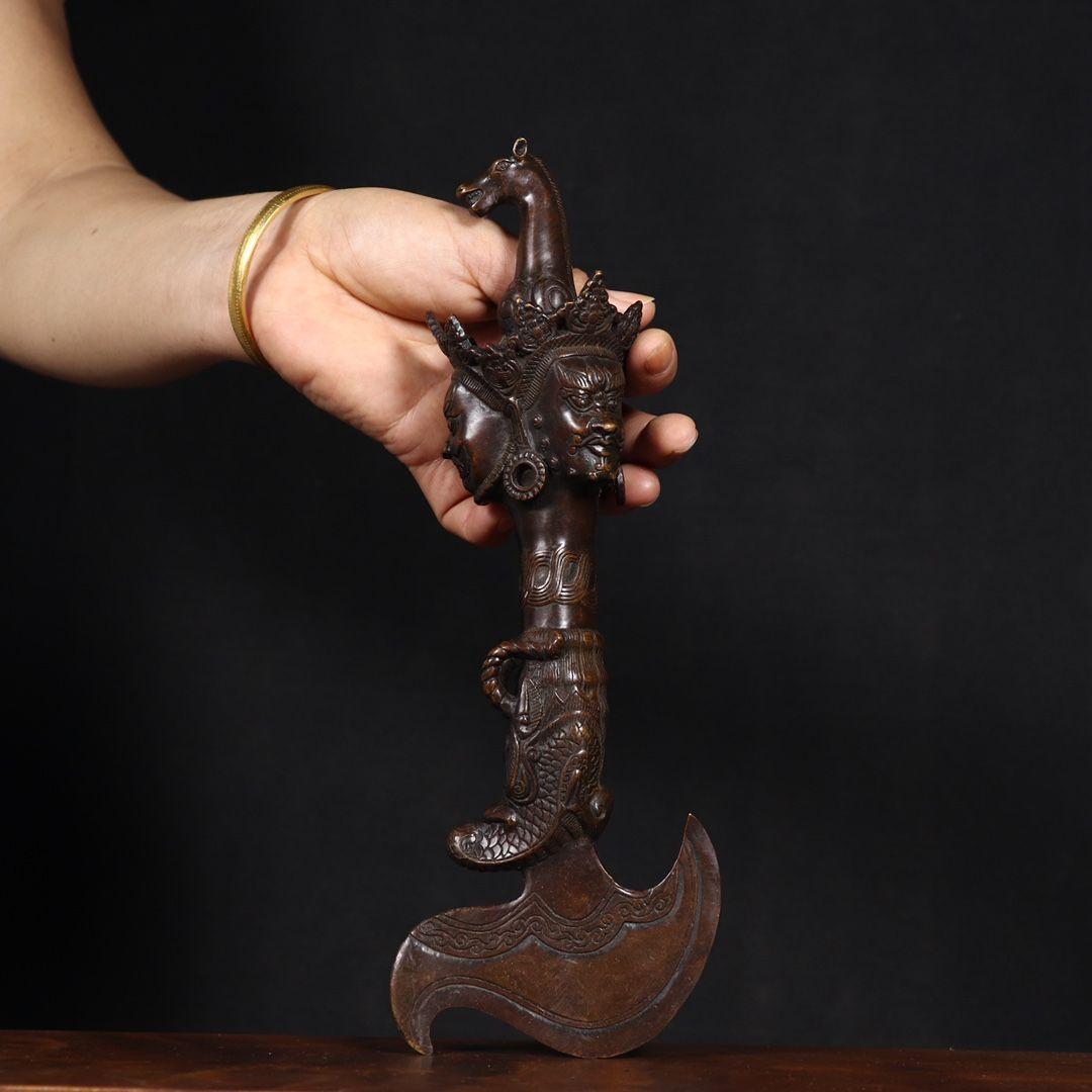 チベット密教法器 金剛こび降魔杵 普巴杵降魔斧 鎮宅辟邪 開運 風水 招財 置物