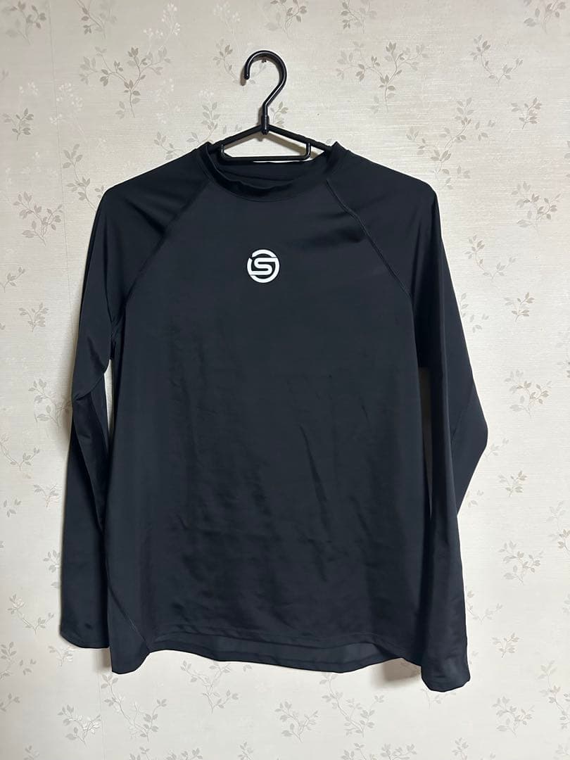 SKINS 長袖トレーニングシャツ L 黒