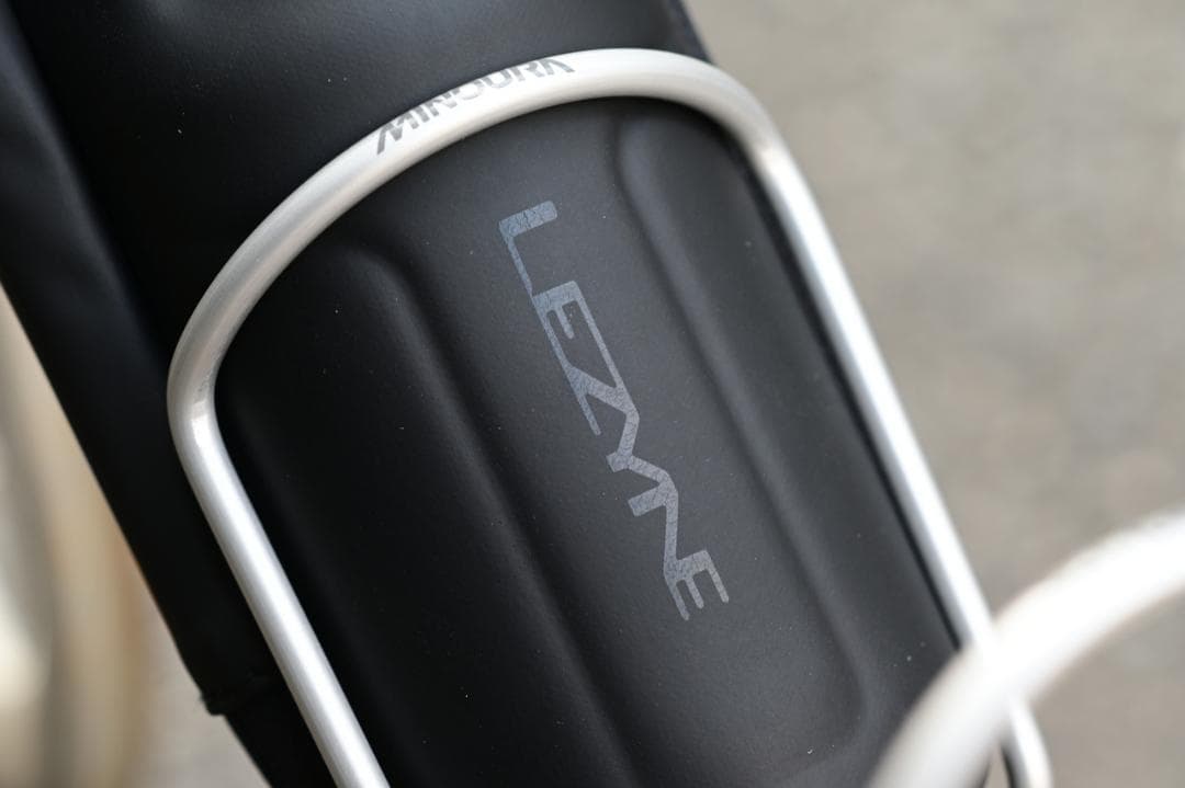 Lezyne お得3点セット ケース、ポンプ ＆ ストラップ 新品