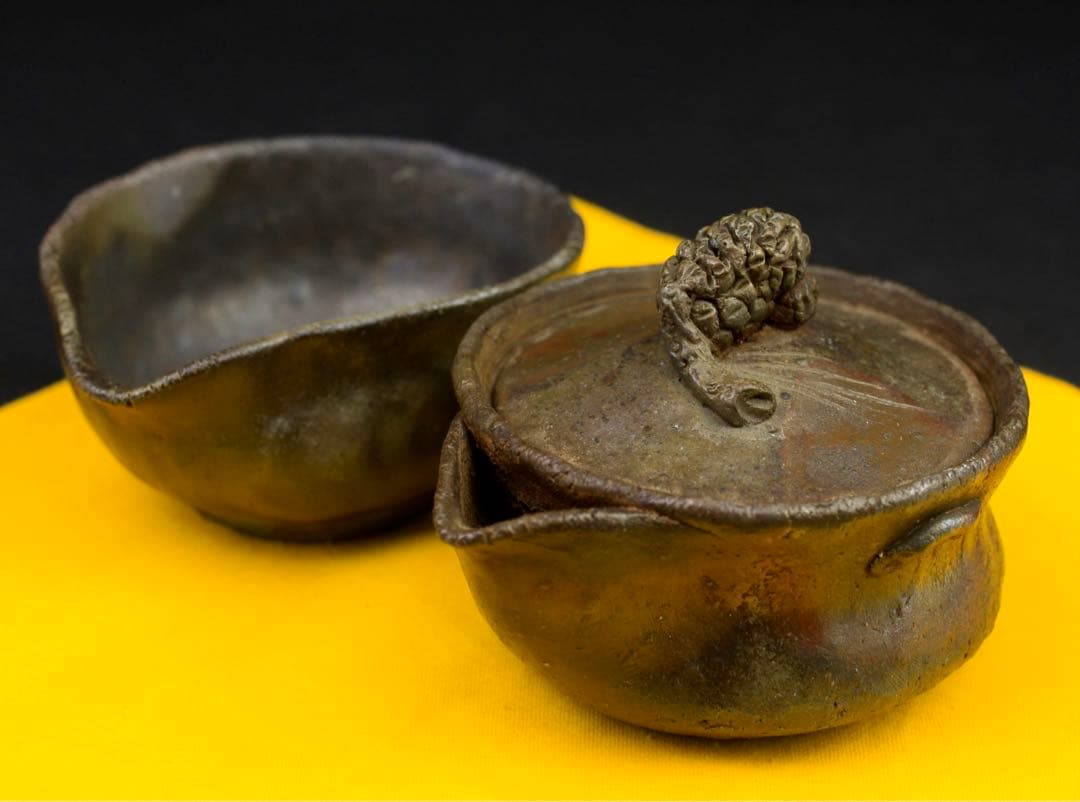 備前焼 森 宝山 宝山 希少 手造松の実摘み 宝瓶 急須