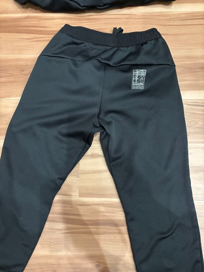 【美品】ASICS ウィンドブレーカー上下セット 中綿フリース ブラック