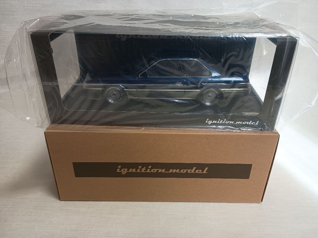 イグニッションモデル　1/18 レパード 3.0アルティマ　F31