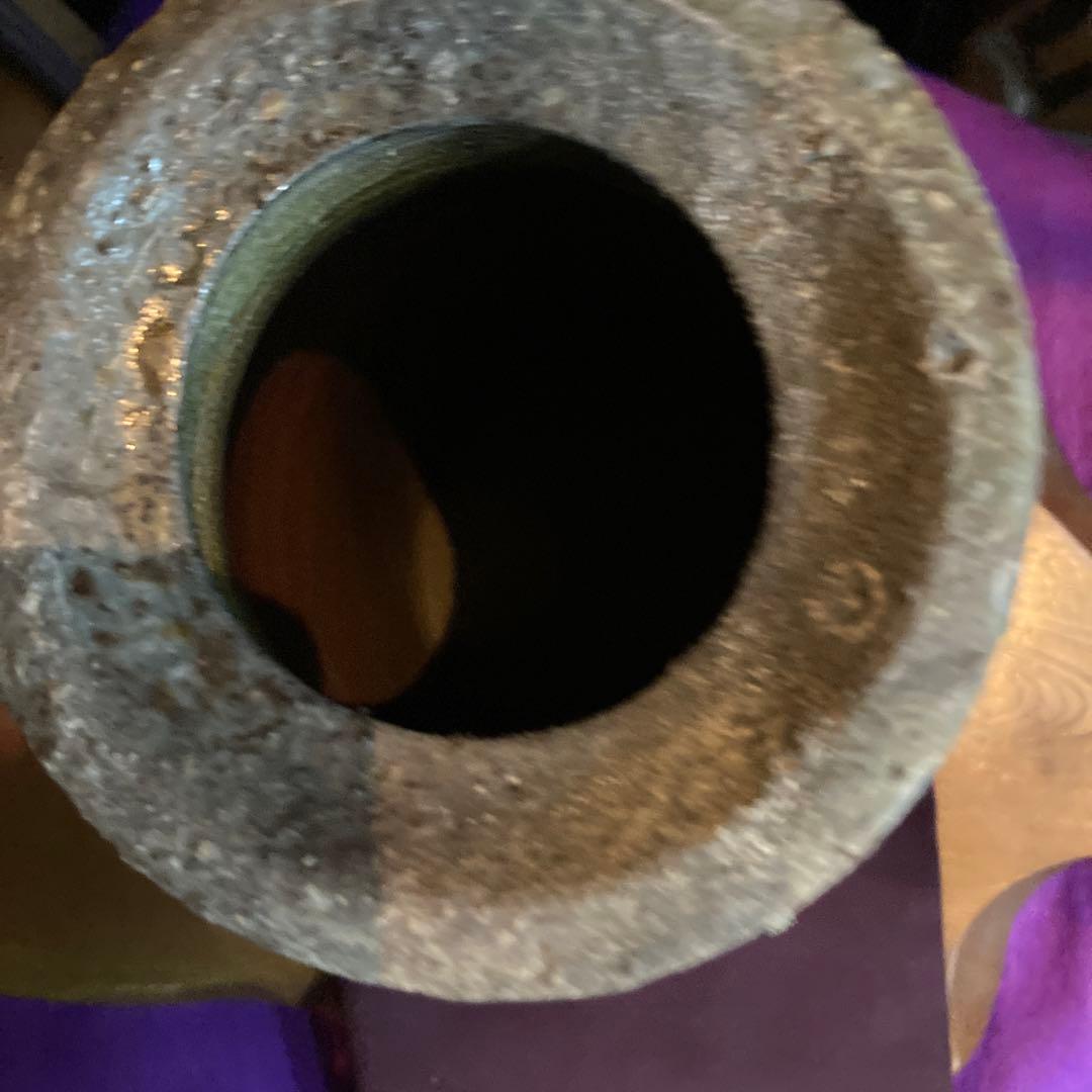 備前焼県重要無形文化財保持者松井輿之作窯変花入初売りです❣️