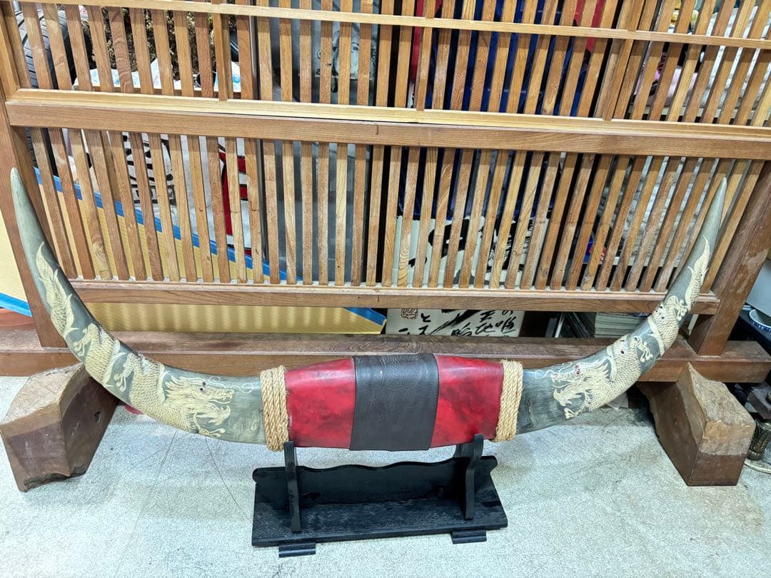 珍品 水牛の角のドラゴン彫刻置物 約９０cm 激安の投売り
