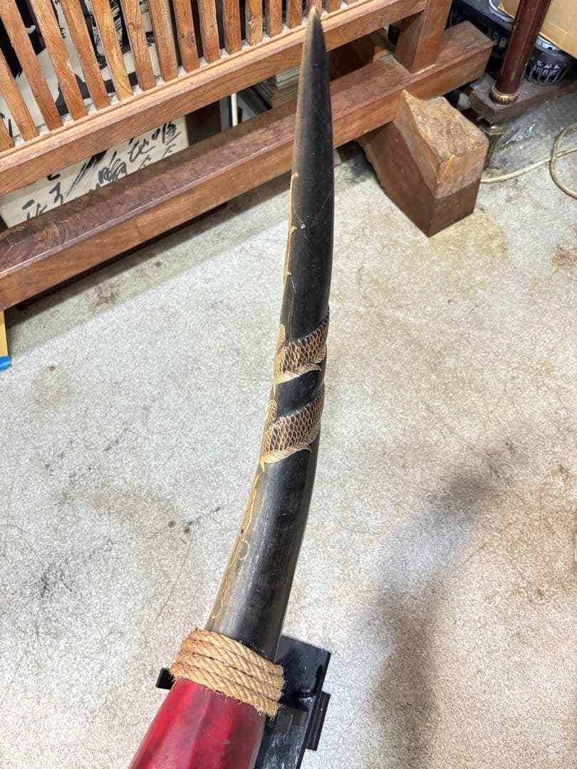 珍品 水牛の角のドラゴン彫刻置物 約９０cm 激安の投売り