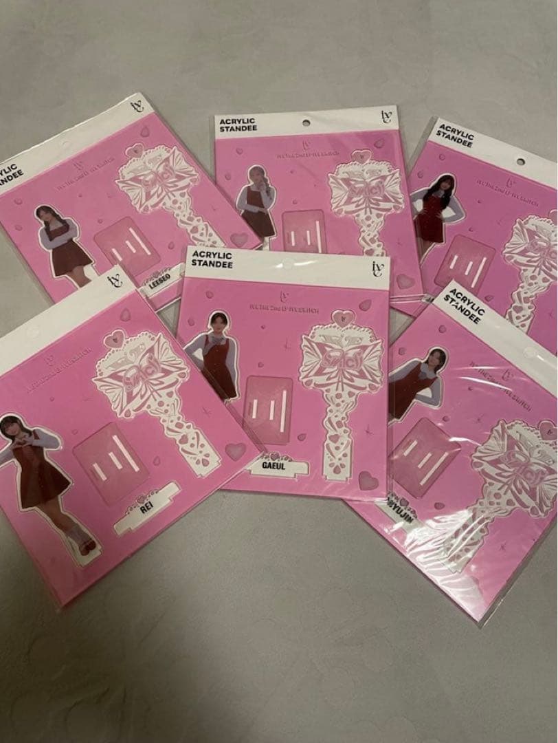 ive アクスタ popup switch ウォニョン リズ イソ ユジン レイ