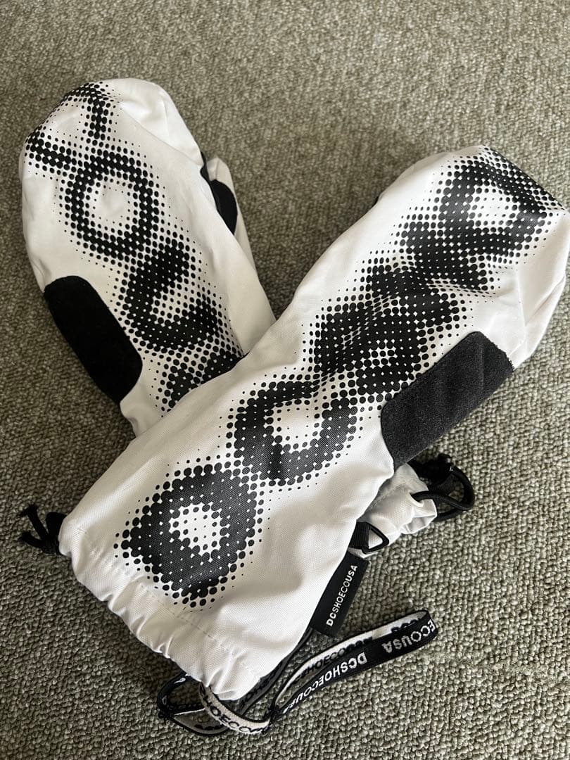 DC SHOE ミトングローブ ホワイト/ブラック