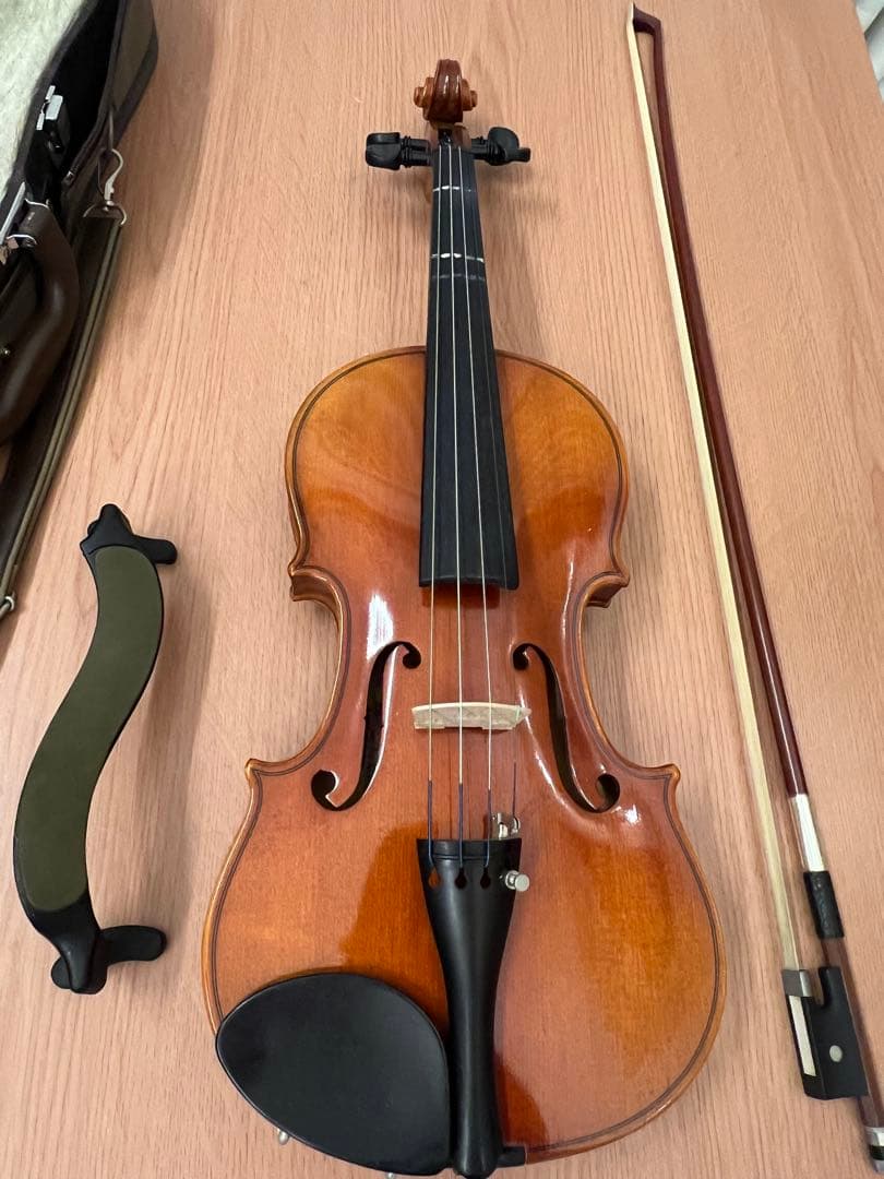 スズキバイオリンとハードケース、弓付き
