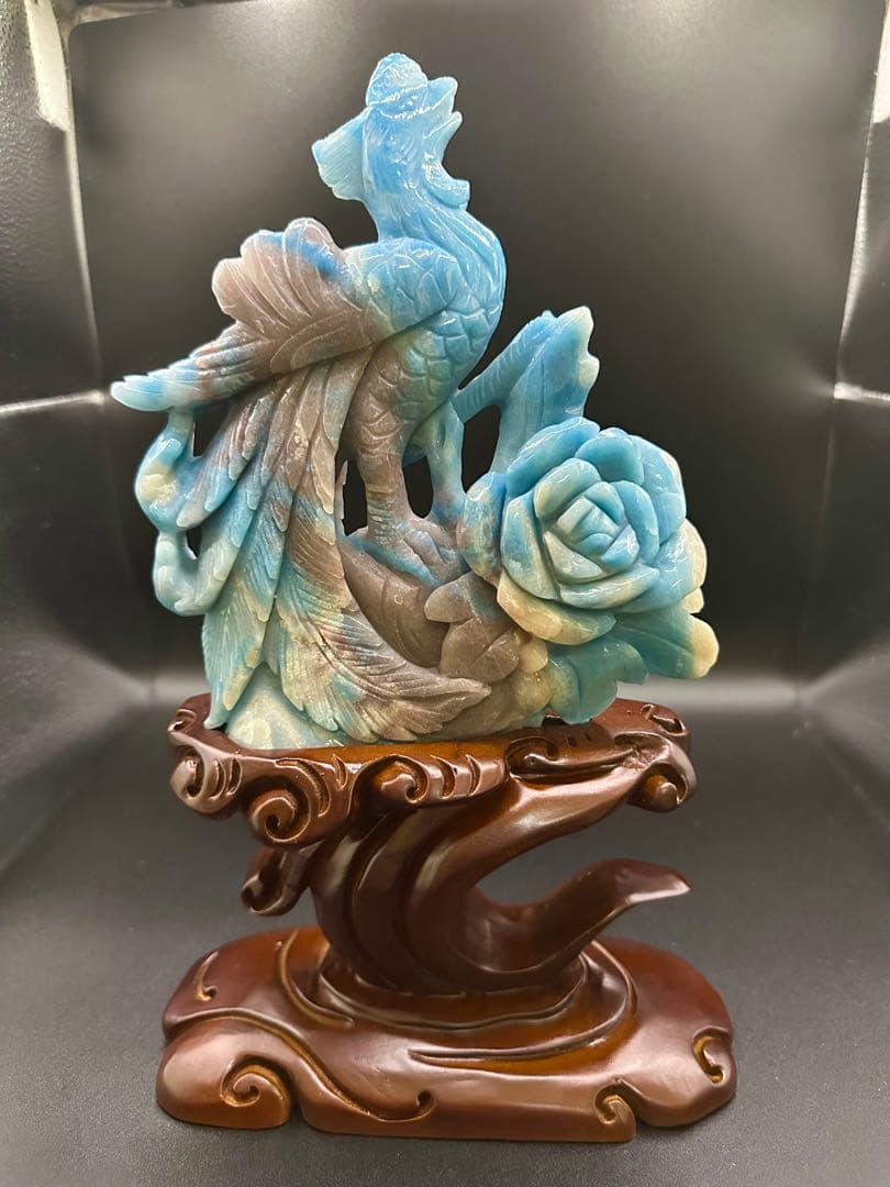 トロレアイト鳳凰の置物　台座つき！