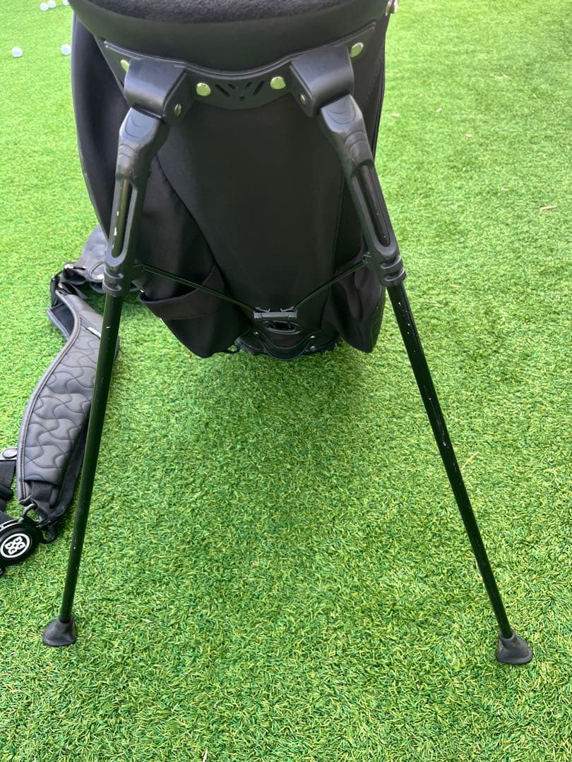 G FORE ゴルフスタンドキャディバッグ