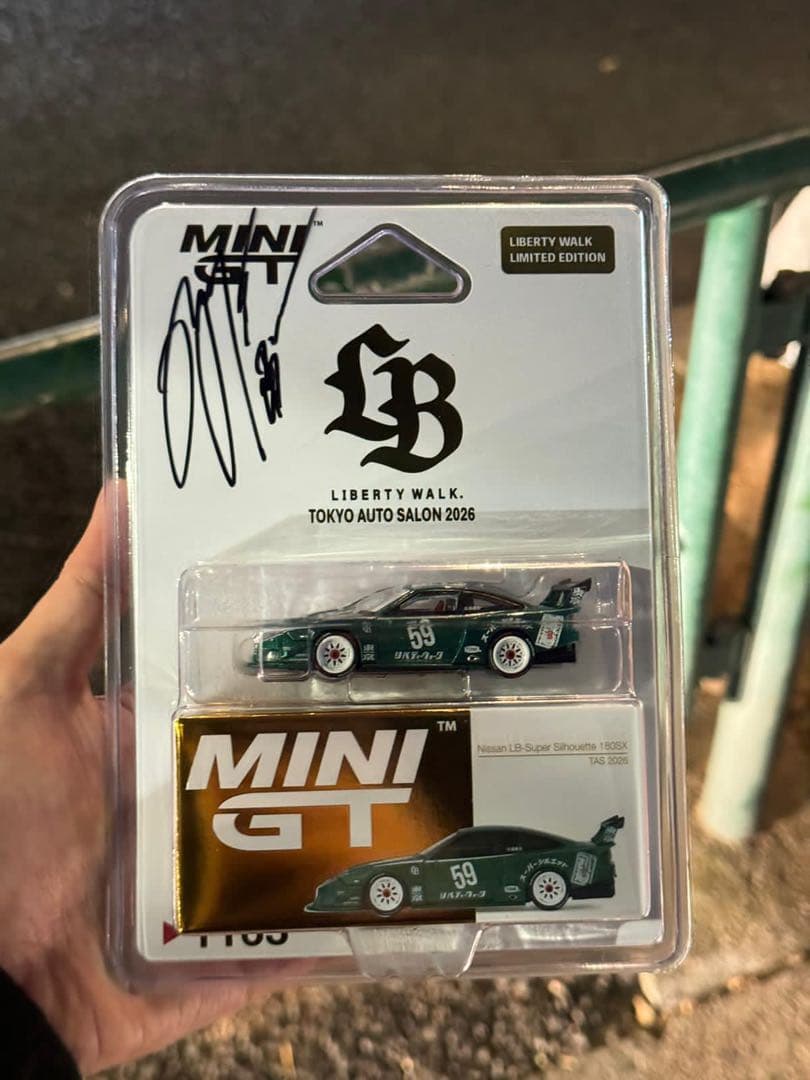 MINIGT 1/64 日産 LBWK 直筆サイン入 東京オートサロン2026
