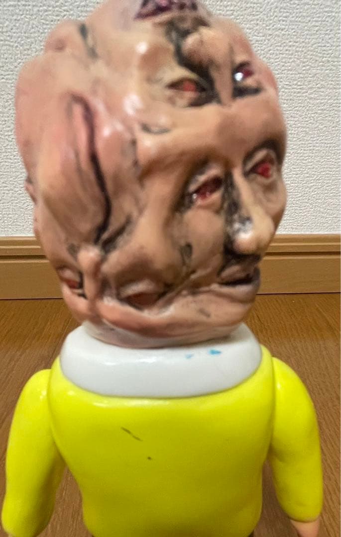 暗黒エンターテイメント　中野広道　墓場の画廊